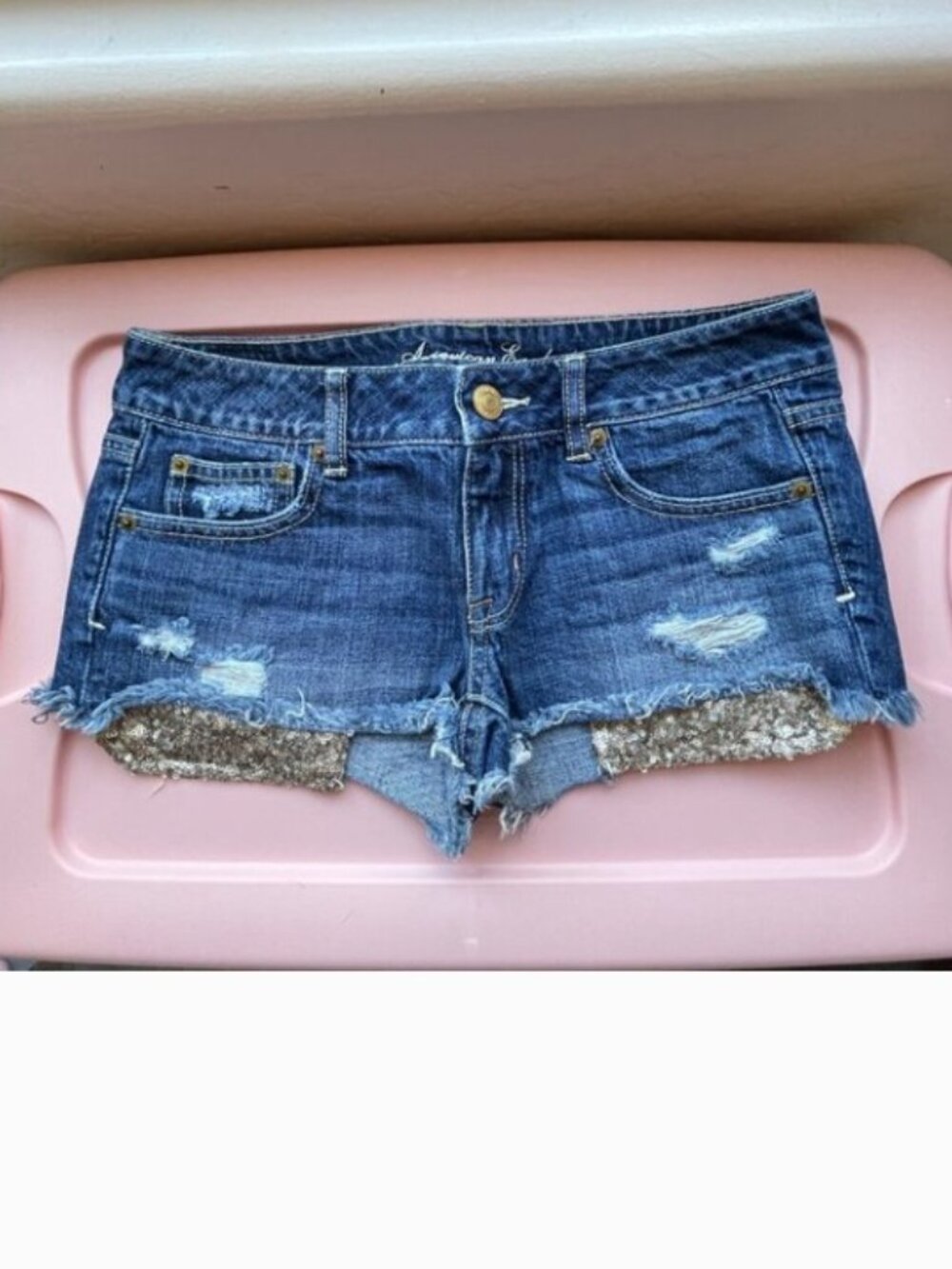 American Eagle Shorts Blue Denim Sequin Exposed Front Pocket Distressed Size 4